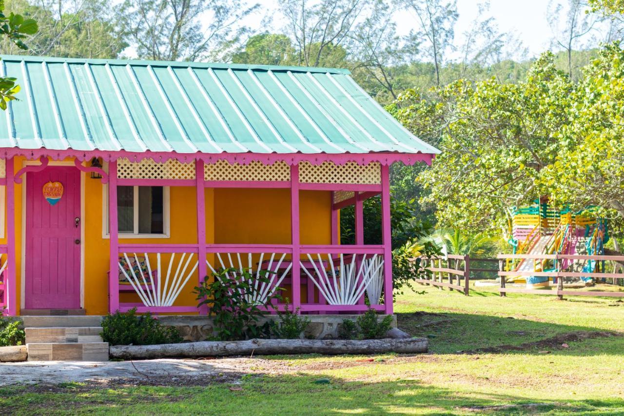 Strawberry Fields Together Robins Bay Exterior foto