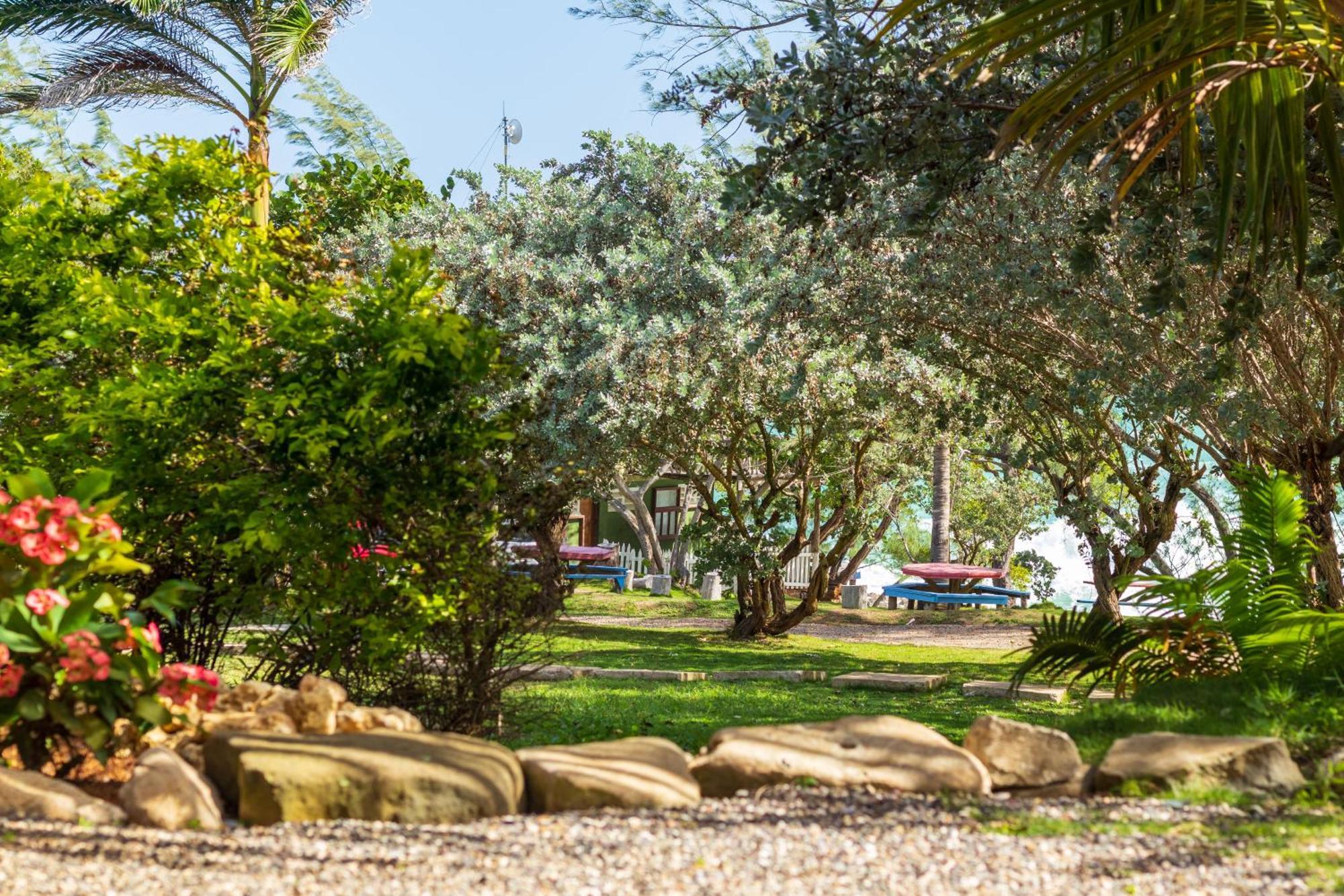 Strawberry Fields Together Robins Bay Exterior foto